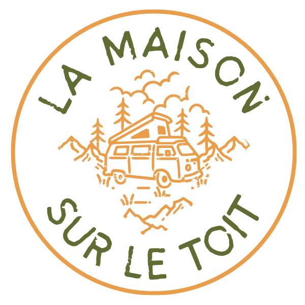 logo la maison sur le toit white